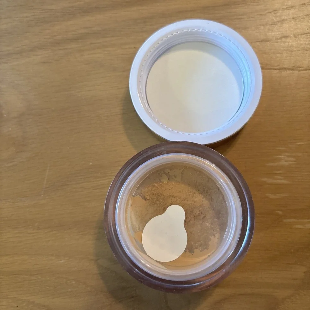 RARE i.d. bare Minerals Foundation 18g 0.6oz SPF 15 Light 1G